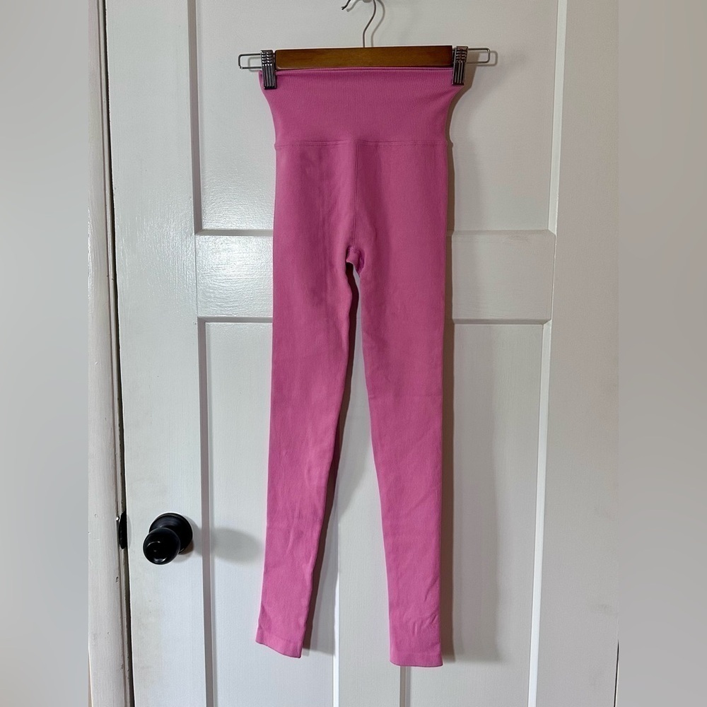 NWOT Revolve Well-being+Being-Well Stretchwell Valle Leggings - Rose Size XXS/XS - Picture 6 of 11